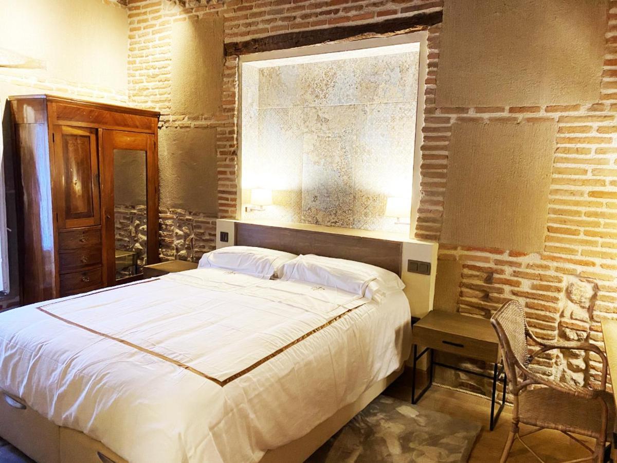Hotel Boutique Casa Del Comendador نافالكارنيرو المظهر الخارجي الصورة