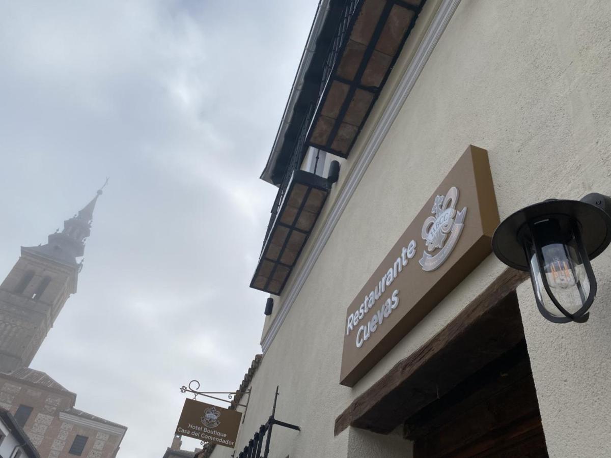 Hotel Boutique Casa Del Comendador نافالكارنيرو المظهر الخارجي الصورة