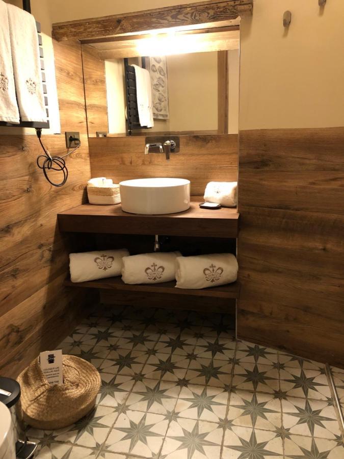 Hotel Boutique Casa Del Comendador نافالكارنيرو المظهر الخارجي الصورة