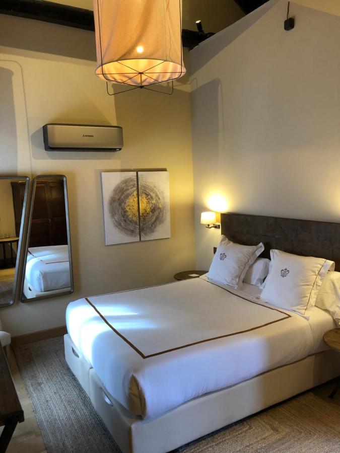 Hotel Boutique Casa Del Comendador نافالكارنيرو المظهر الخارجي الصورة