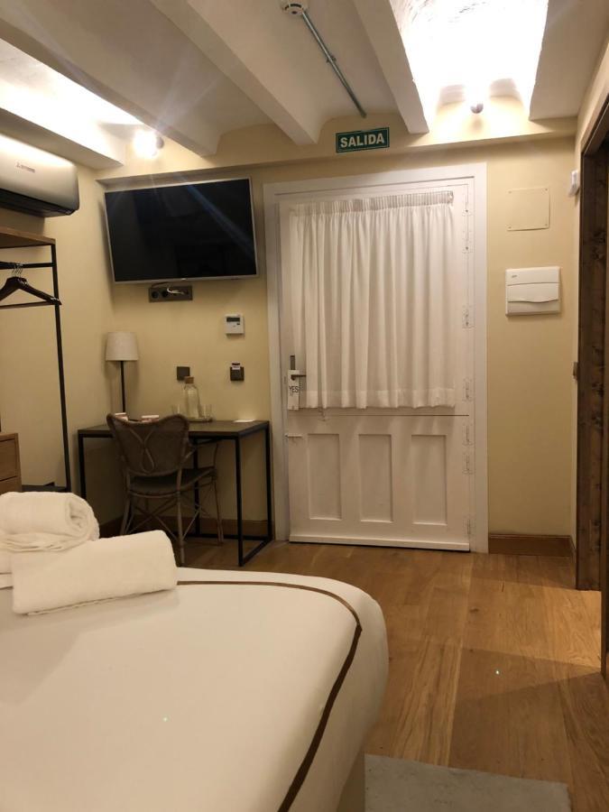Hotel Boutique Casa Del Comendador نافالكارنيرو المظهر الخارجي الصورة